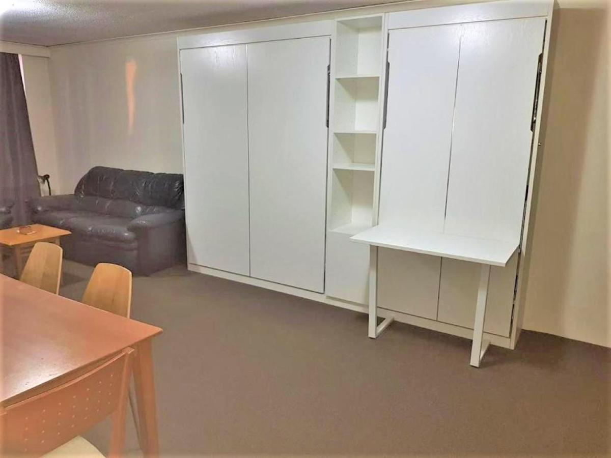 Accommodation Sydney - Kent Street Sydney Cbd Top Floor 2 Bedroom Apartment With Balcony ภายนอก รูปภาพ
